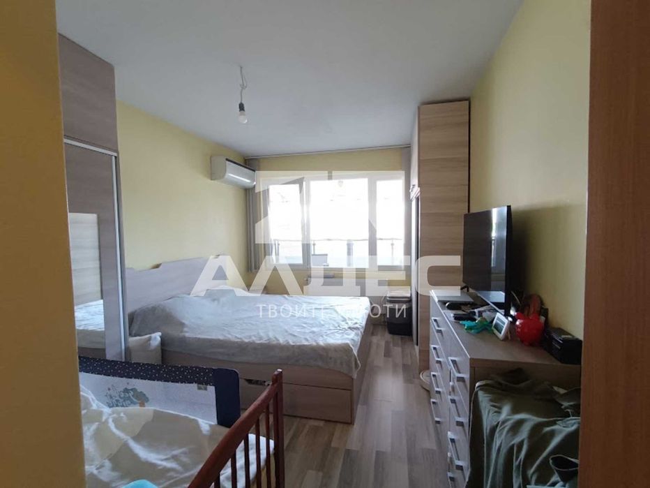 Продава се обзаведен тристаен ап. в Кръстова Вада!