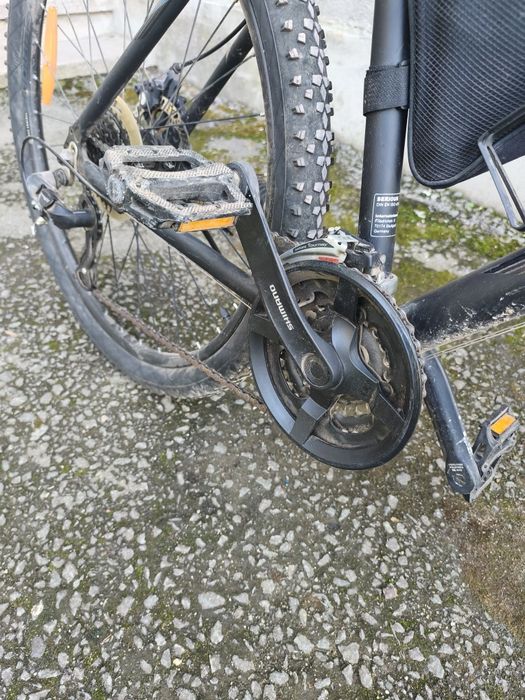 Vind bicicleta in perfecta stare de funcționare.