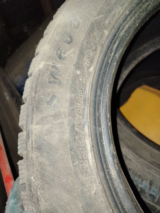 Шина б/у  сатылады шипы