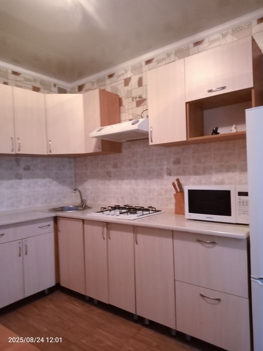 Сдаю- 1-ю.кв.-У/П на 5мкр