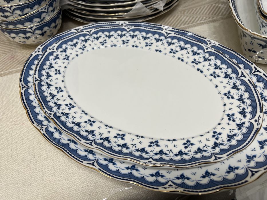 Продам сервиз под цептер на 12 персон