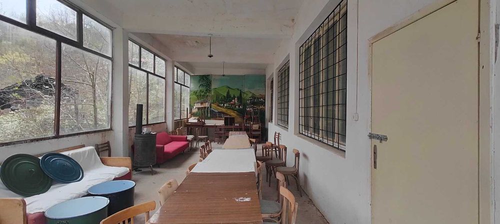 Продава се Къща в Плачковци - 438 кв.м за 87 €/кв.м - Снимка #2