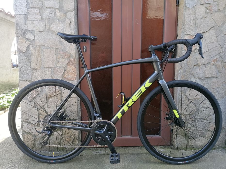 Шосеен TREK Domane Disc, Shimano Sora