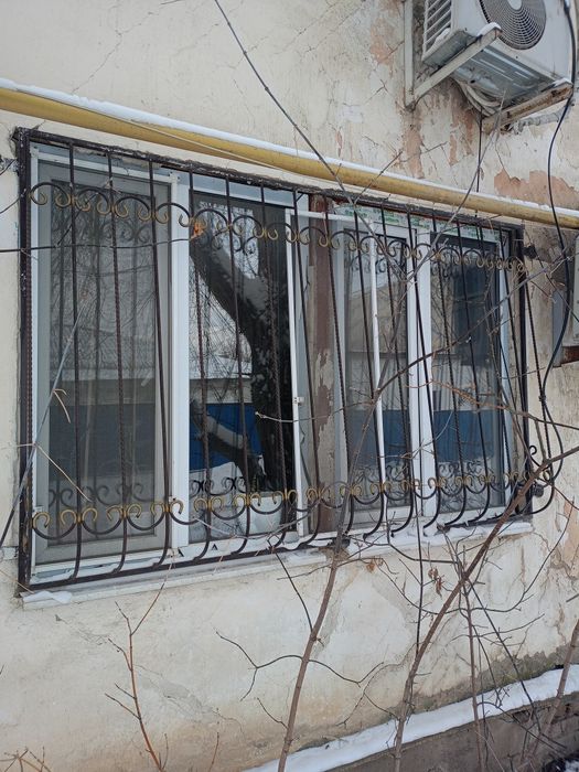 Решётки на окна продам дёшево