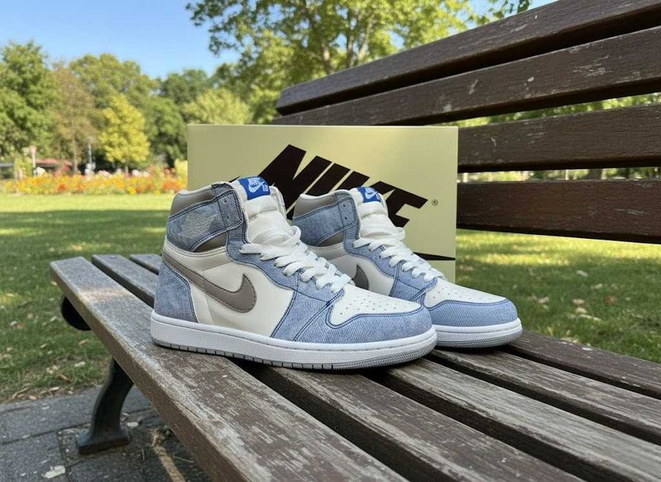 Adidasi Jordan 1 High Hyper Royal - Adidasi Unisex Premium