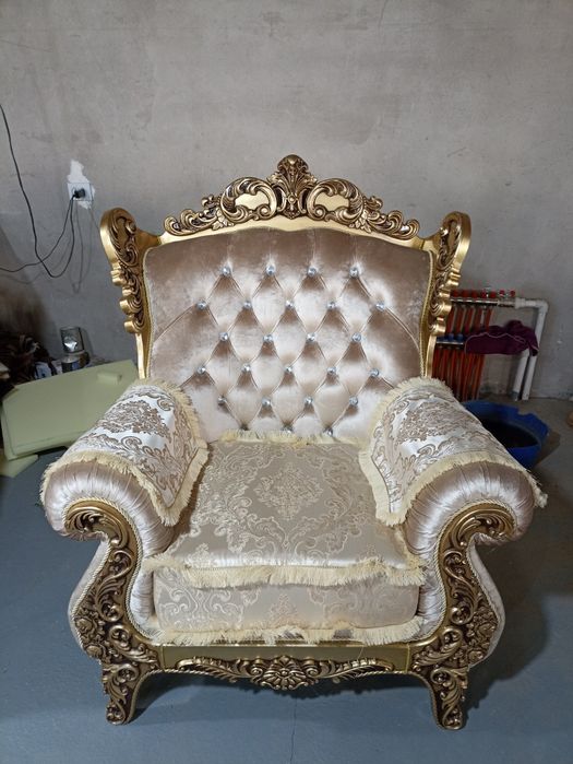 Yumshoq mebellar toplami