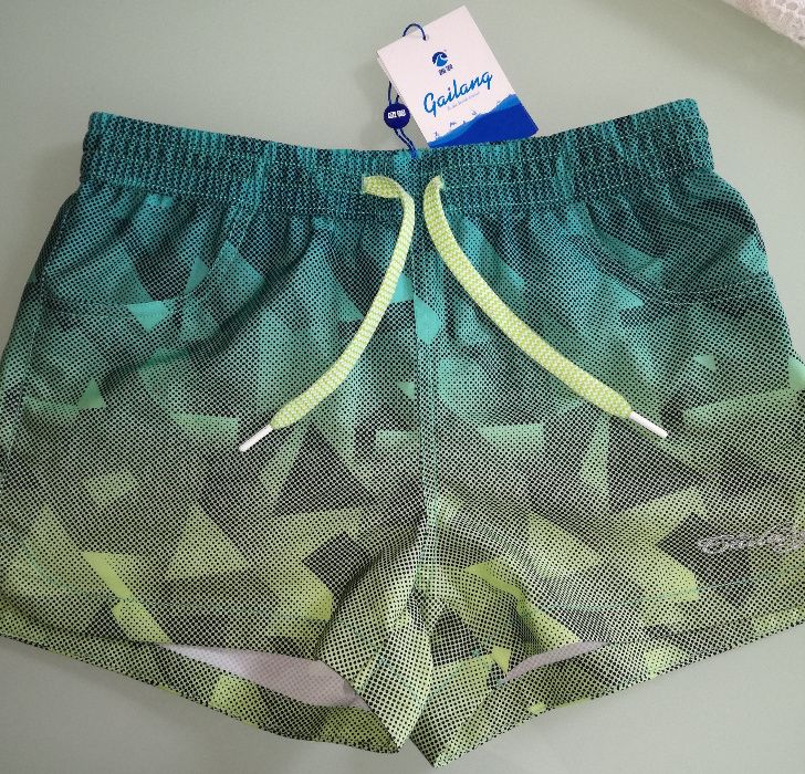 Нови Дамски шорти за плаж с етикет