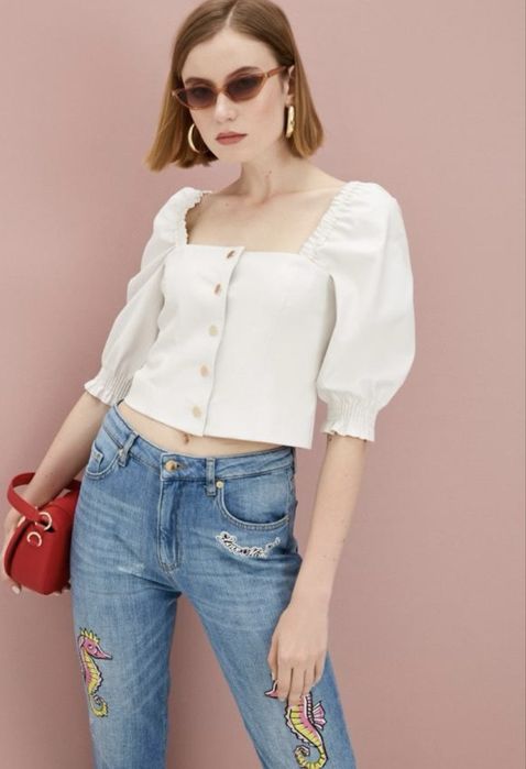 Дамски дънки moschino бродерия като нови