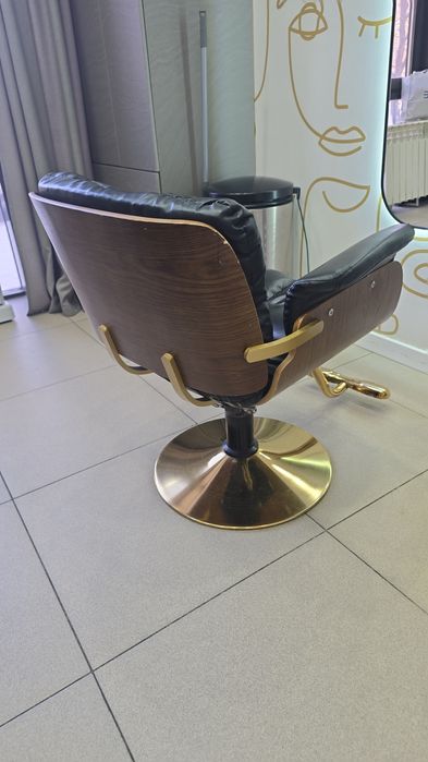 Кресло парикмажеское