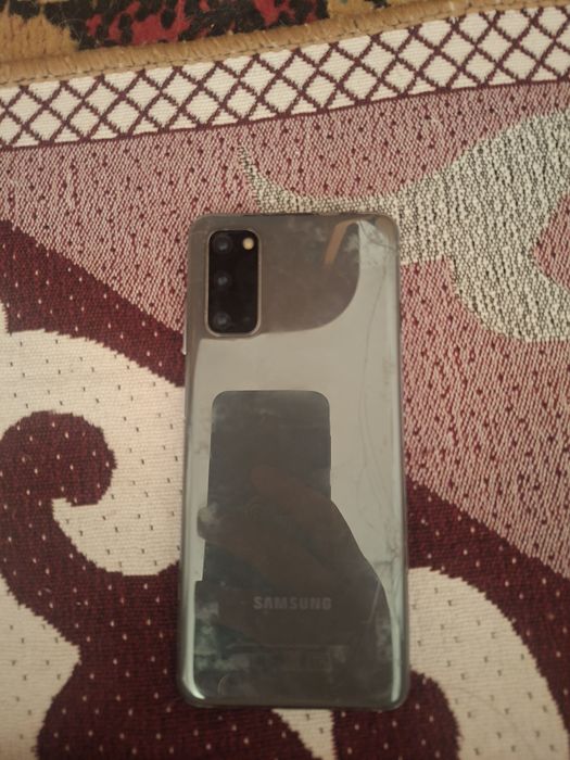 Samsung s20 продается