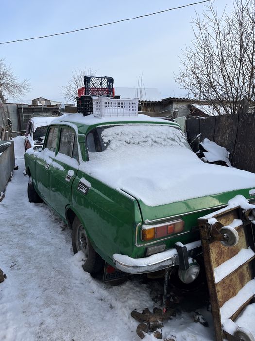 Запчасти на Москвич