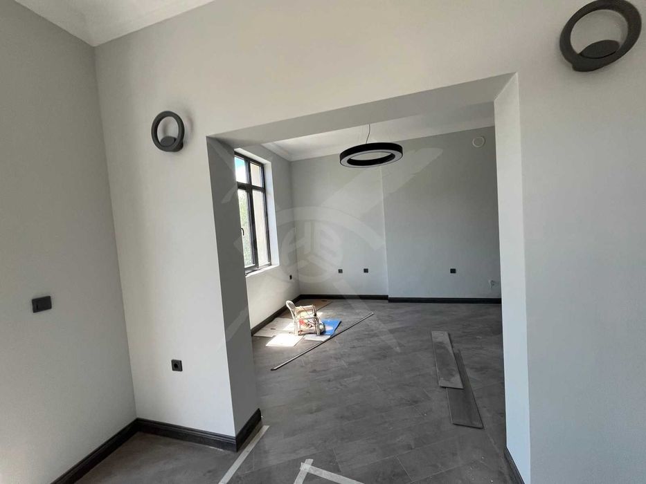 Продава се Тристаен апартамент в Пловдив, Мараша - 78 кв.м за 3035 €/кв.м - Снимка #1