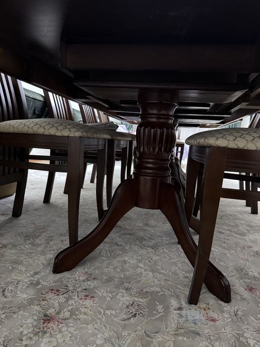 Продам! Стол, дерево Малайзия. Длина 4.6 м.