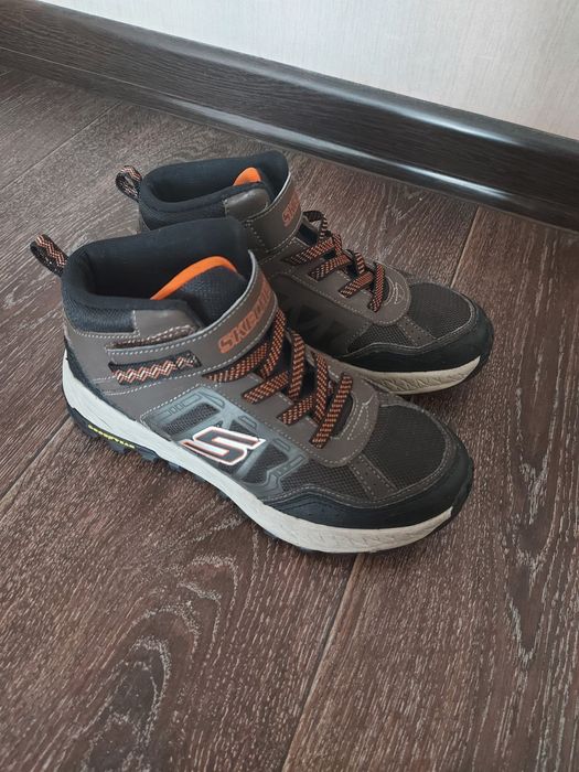 Ботинки для мальчика, кроссовки на мальчика