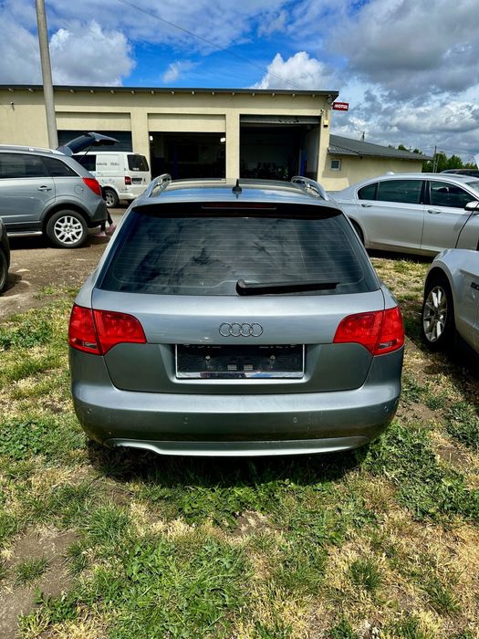 Audi a4 s line 2.0 diesel 140 cp