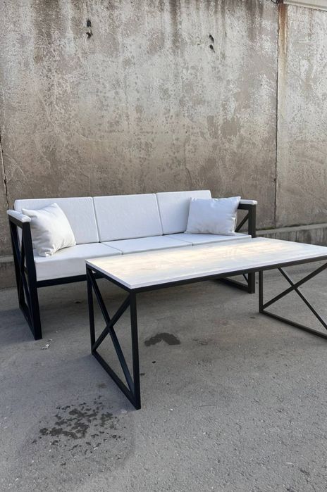 Divan loft stilda yasab beramiz rangi olchamlarida muammo yoq