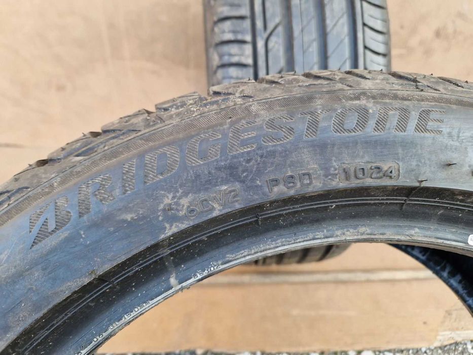 2 Bridgestone R18 215/50 Летни гуми  DOT1024