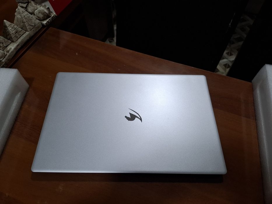 Ноутбук Давон новый