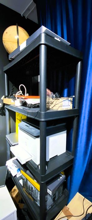 Suport vertical cu etajere/rafturi din plastic/storage [Cluj-Napoca]