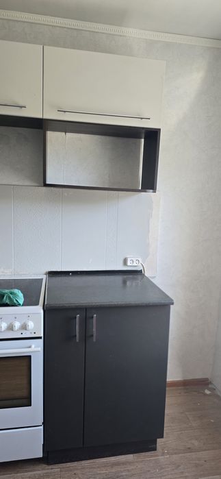 Продам кух. гарнитур (+стир машинка)