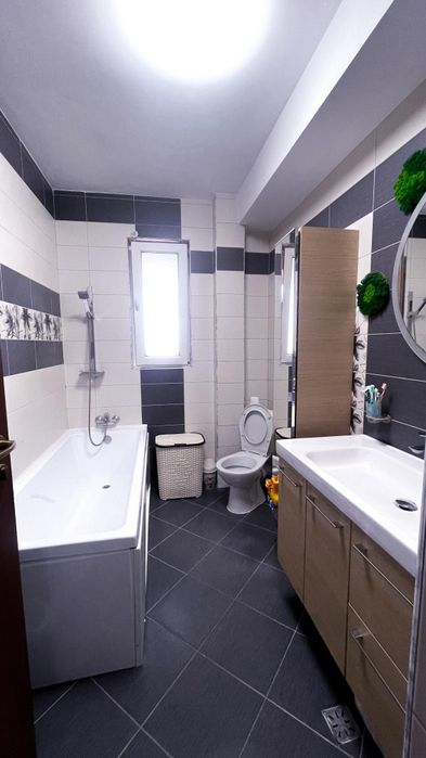 Vând apartament 2 camere