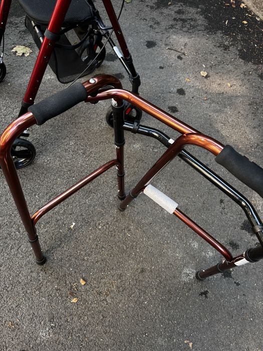 Vand cadru pentru persoane cu dizabilitati