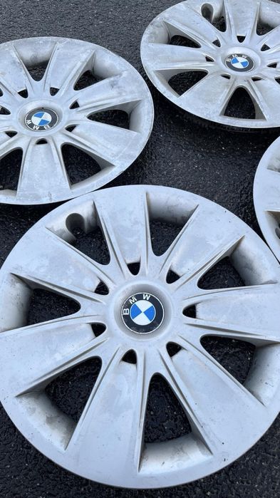 Продавам оригинални пластмасови тазове BMW 16″ – сиви