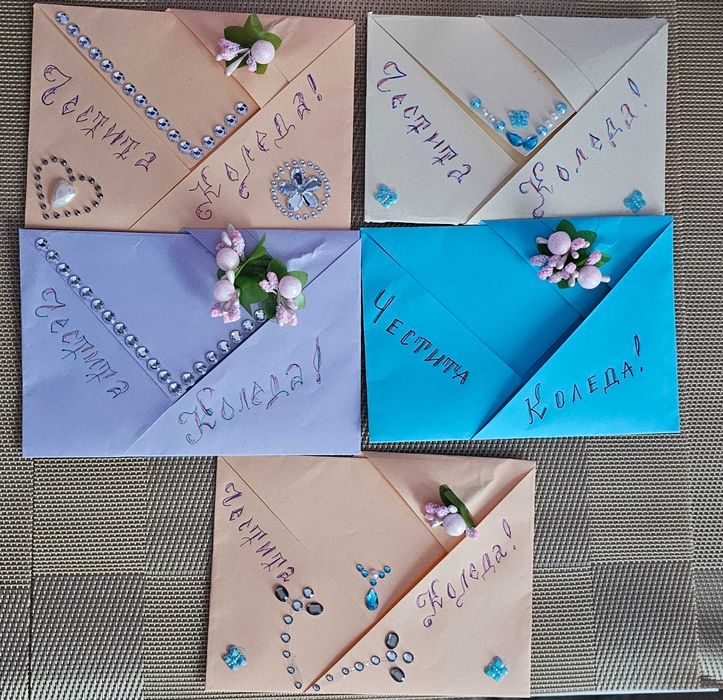 Пликове с декорация