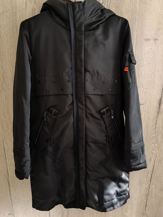 Продам зимний пуховик 46 р