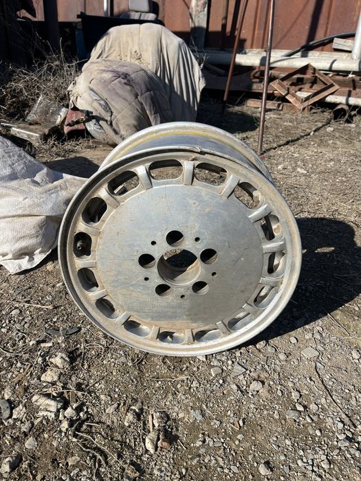 Титановый  диск мерс продается 1 пара