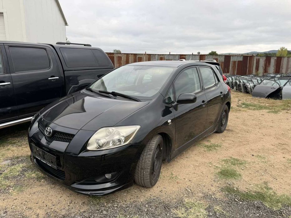 Toyota Auris 2007г 2.2 177 кс НА ЧАСТИ