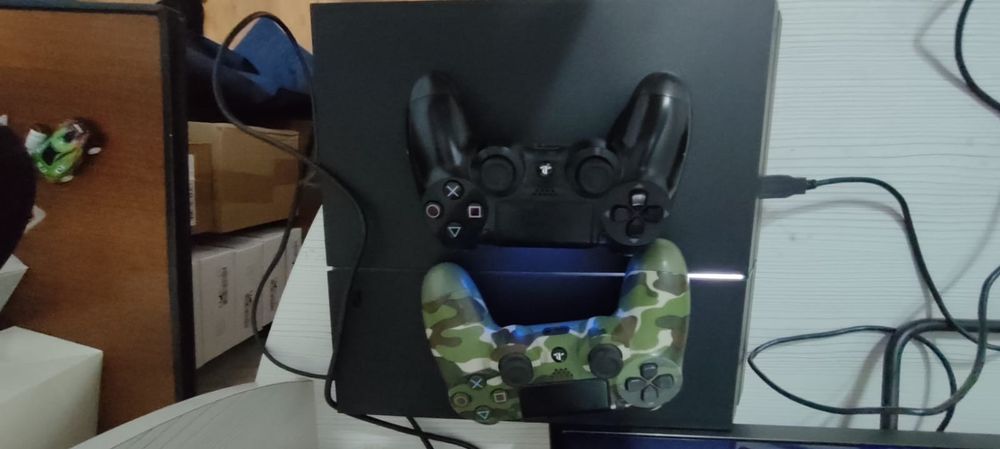 Play Station 4 FAT