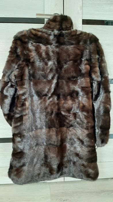 Продам норковую шубу