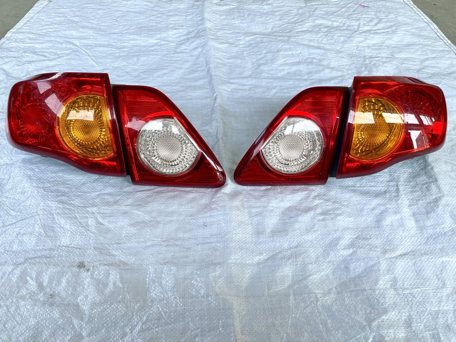 Задние фонари Toyota Corolla Тойота Королла
