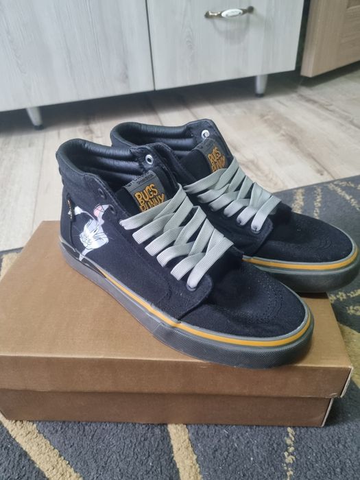 Papuci Bugs Bunny mărimea 40