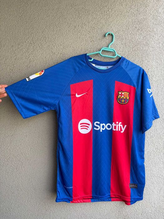 Tricou FC Barcelona - Gavi (#6) | Mărimea L (se potrivește un S-M)