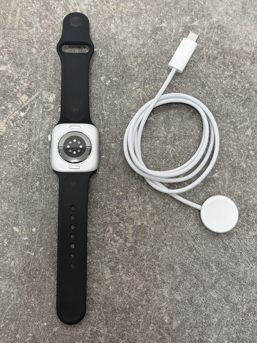 Apple Watch Series 11 - 42 mm