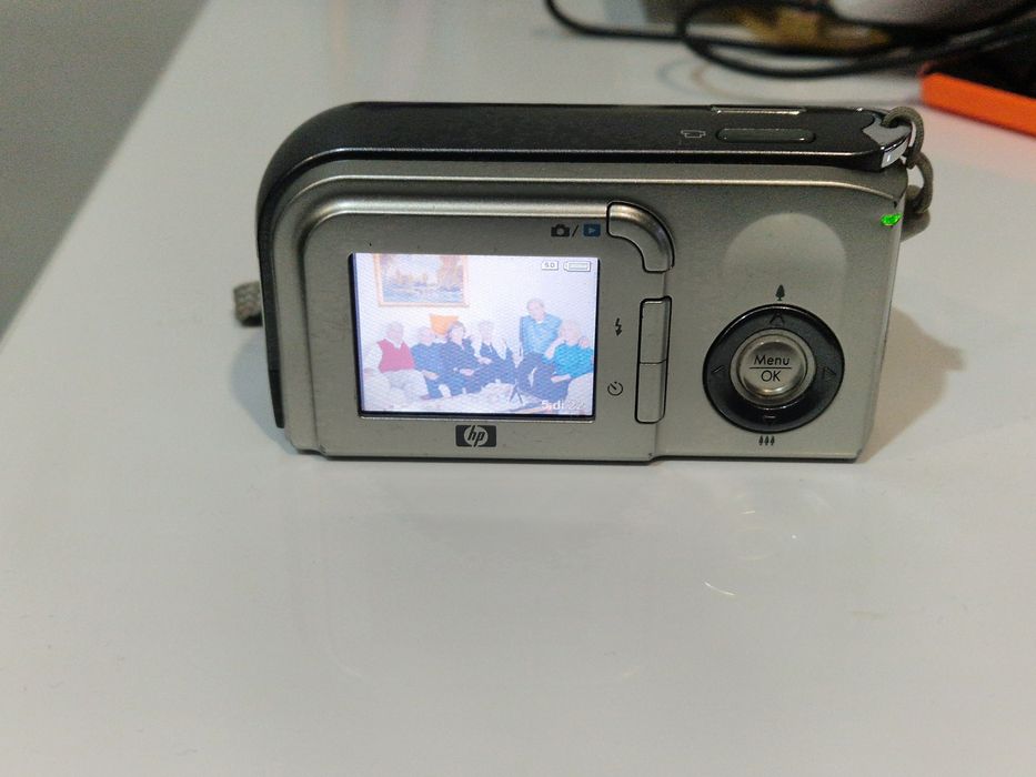 Aparat Photo  HP Nou  perfect funcțional