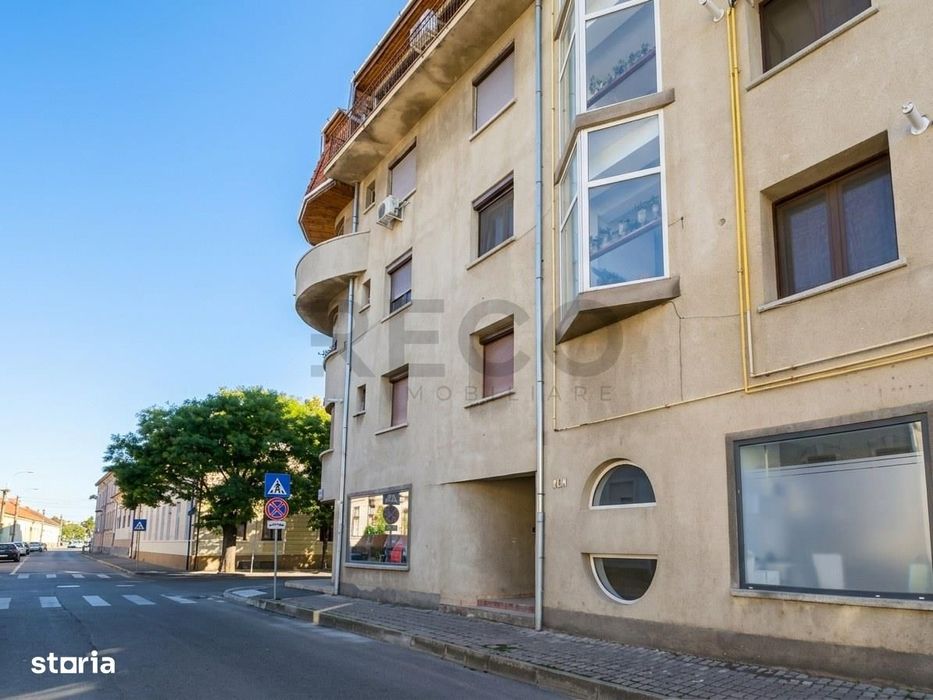 RECO Apartament cu 2 camere decomandat Nelocuit. Zona centrala etaj 23