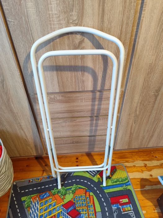 Стойка за бебешка вана