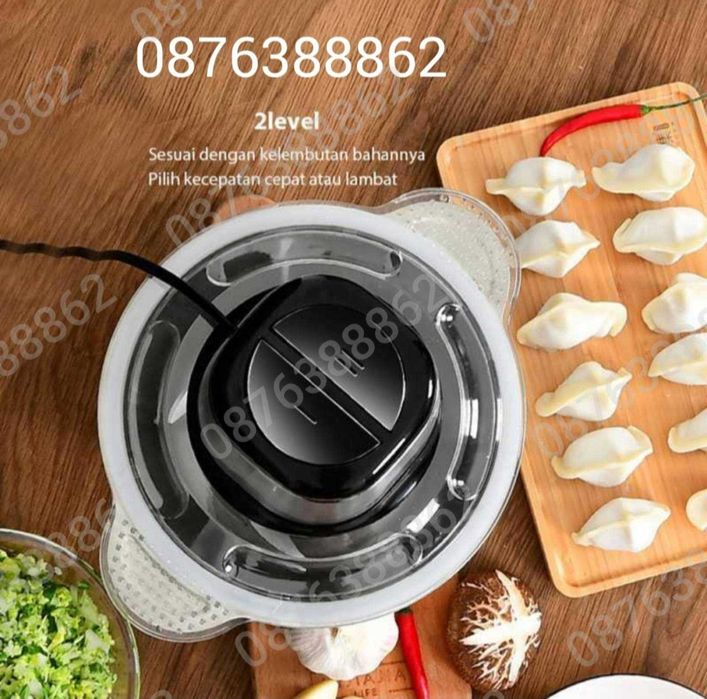 Професионален Електрически Чопър Месомелачка 2L. 1200W