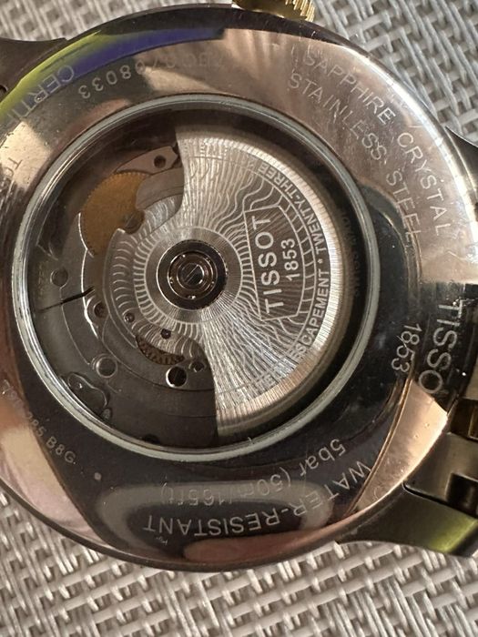 Часовник ,,tissot” автоматик.