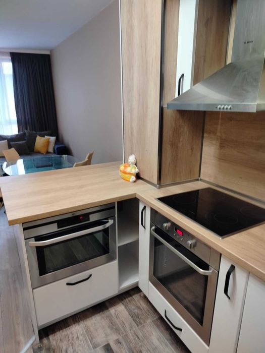 Дава се под наем Двустаен апартамент в Варна, Младост 1 - 65 кв.м за 408 € - Снимка #3