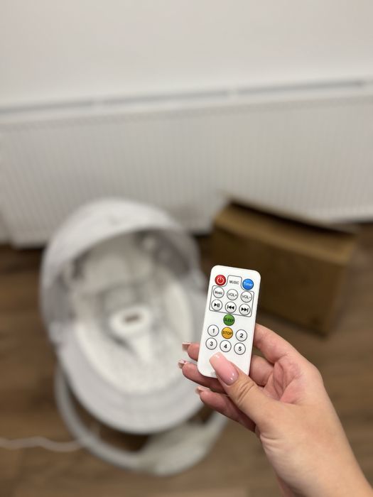 Детски шезлонг-люлка MoMi - Kenani, светлосив