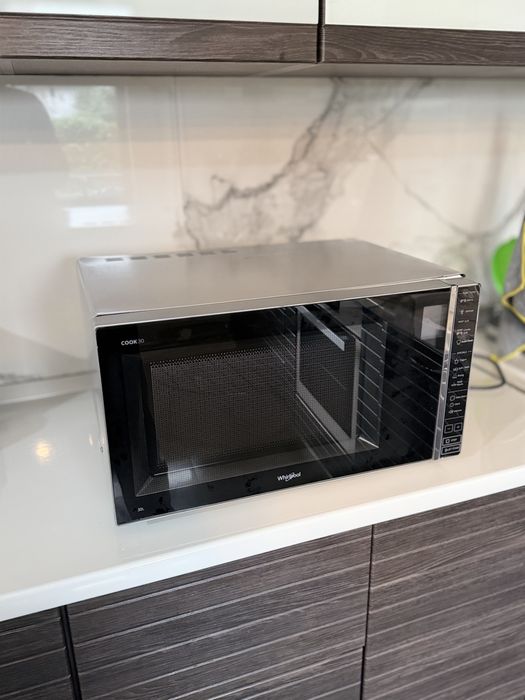 Cuptor cu microunde Whirlpool