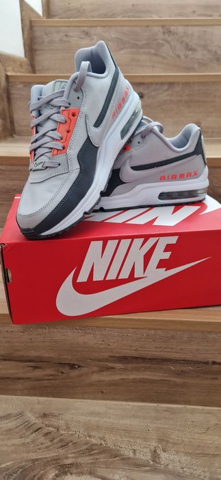 Pantofi sport Nike Airmax Ltd 3 Prem