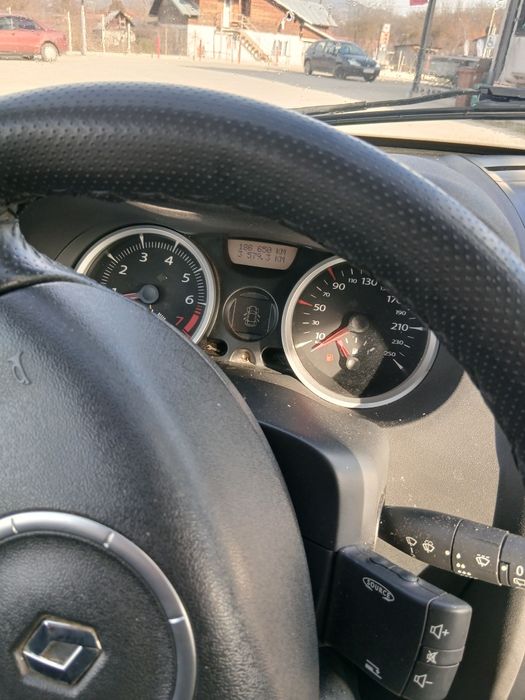 Vând Renault megan 2