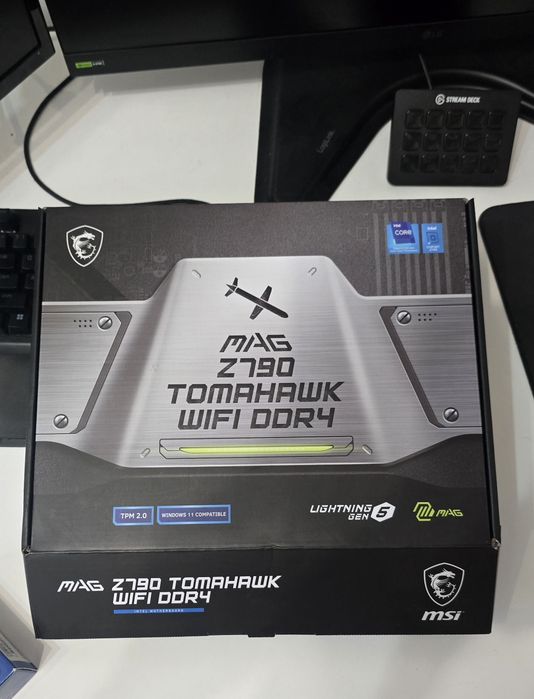 Placa de baza - MSI Tomahawk Z790 Wi-Fi - LGA 1700