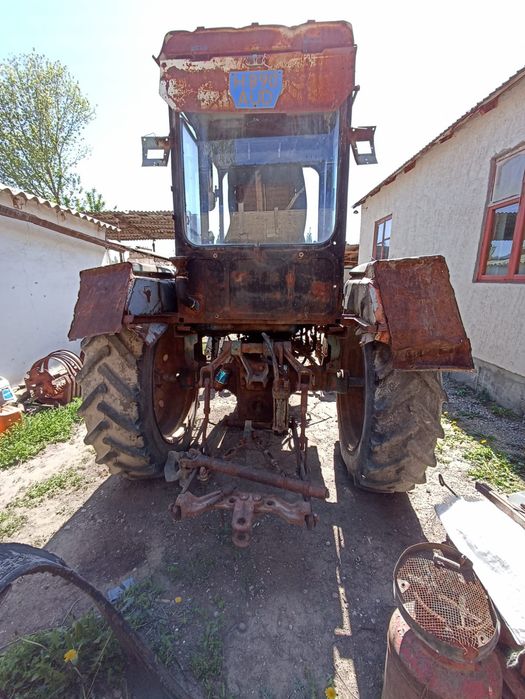 Трактор Т-28 и прессKG