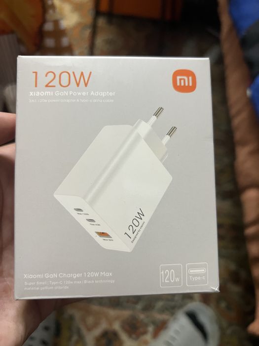 Продается сетевой адаптер Xiaomi GaN 120W